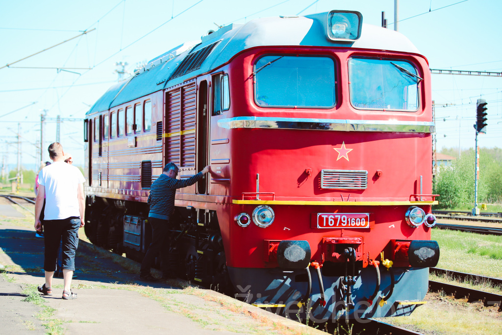 Fanoušky železnice na chebské nádraží přilákal Sergej, Čmelák a Prasátko