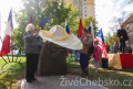 V Chebu byl odhalen památník, který připomíná oběti války