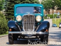 Nablýskaná krása historických vozidel ozdobila Mariánské Lázně